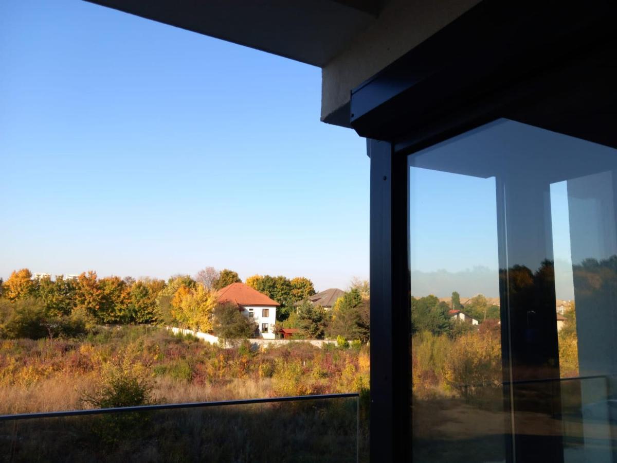 North Pipera Apartment W Parking & Self Check In Voluntari Bagian luar foto